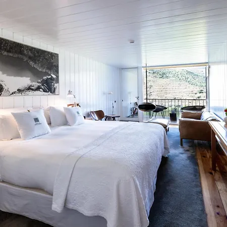 Casa Do Rio - Douro Wine By Vallado *